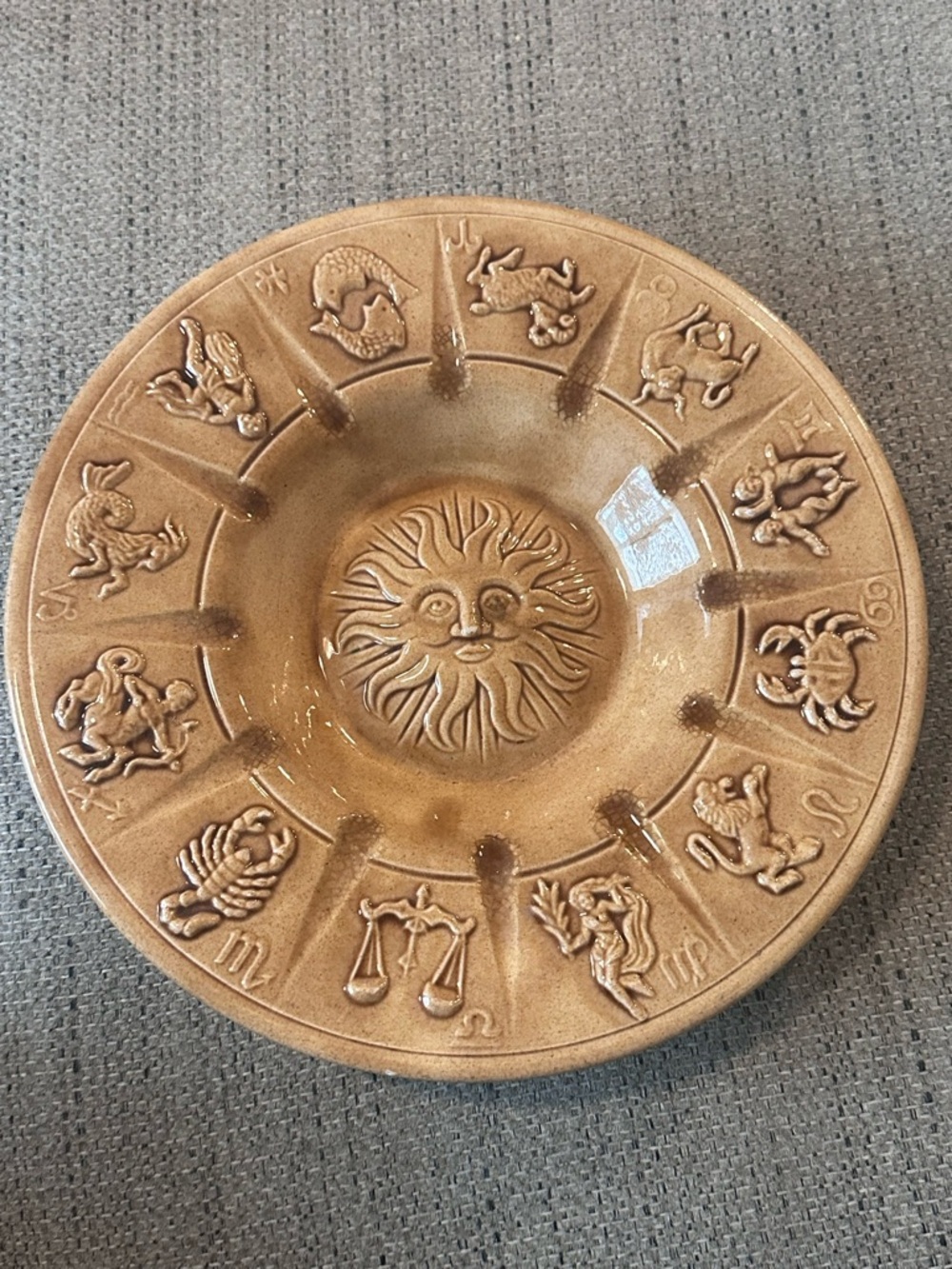VINTAGE 1972 Decorative Zodiac Sun Ceramic Ashtray - Tan